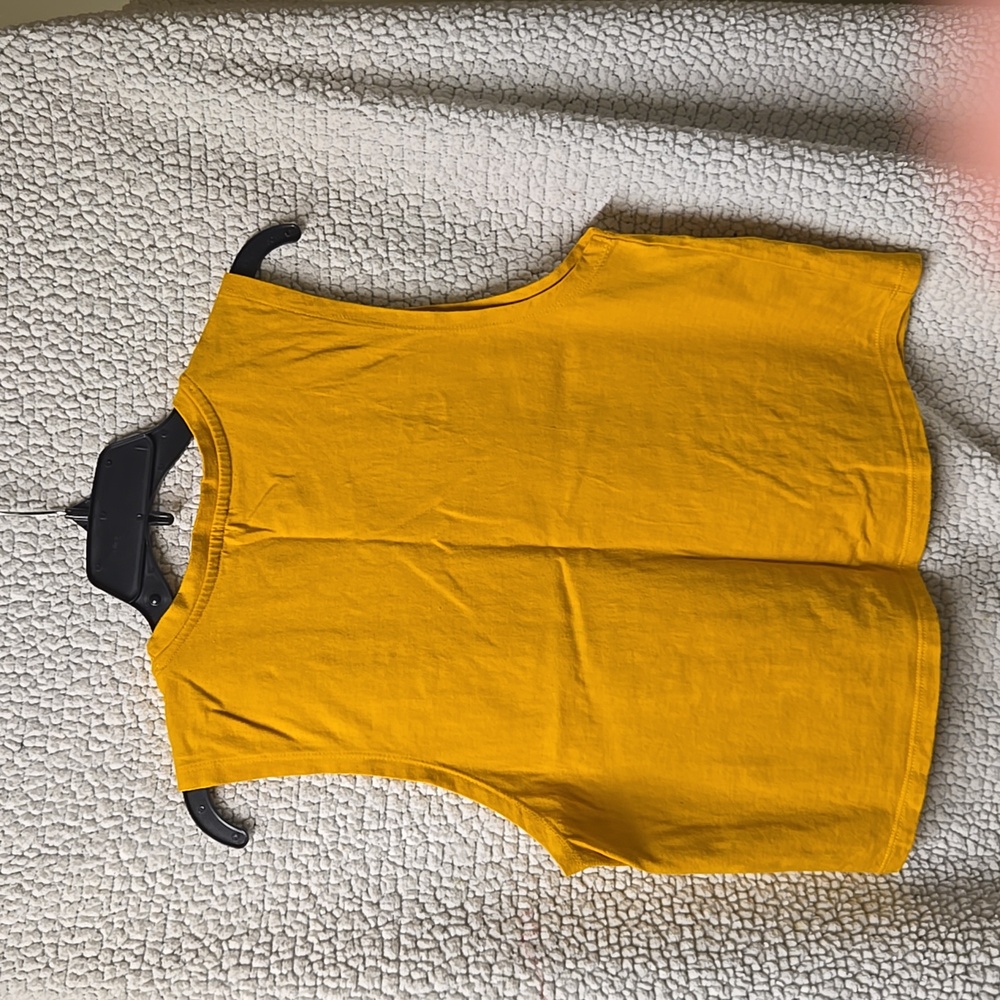 ❤️‍🔥❤️‍🔥❤️‍🔥Good Vibes Yellow 'Choose Happy' Distressed Tank Top - Picture 3 of 3